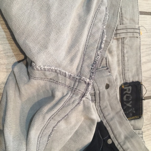 Roxy women’s Juniors gray jeans size 7 - Picture 5 of 13